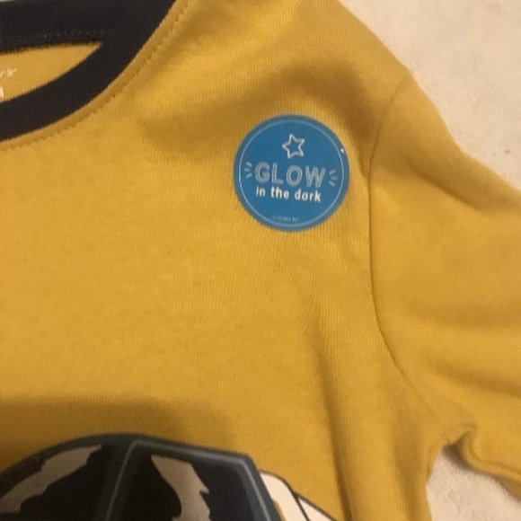 NWT 12 kids glow dark monster truck pajamas - Picture 4 of 7